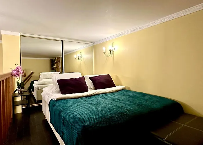 Luxury Suites Mere By Rikas Hotels