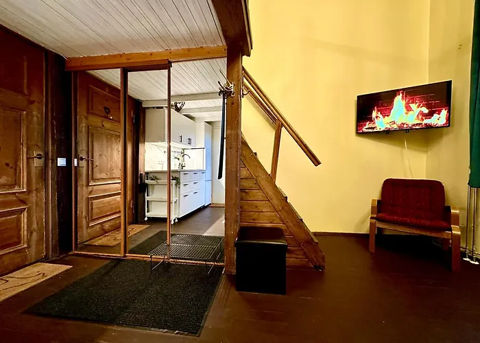 Luxury Suites Mere By Rikas Hotels